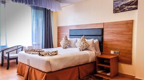 Deluxe Room, Lake View