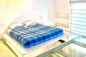 1 chambre, bureau, fer et planche à repasser, Wi-Fi gratuit
