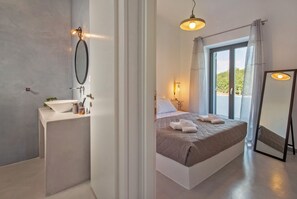 Luxe suite | Verduisterende gordijnen, geluiddichte muren