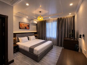 Standard Double Room, 1 Double Bed | Premium bedding, Tempur-Pedic beds, desk, laptop workspace - Byond Hotel (Tashkent)