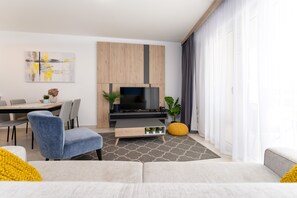 Smart TV, books