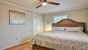 3 chambres, fer et planche à repasser, Wi-Fi gratuit, draps fournis