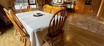 *Walk to Beach | Spacious & Clean | Ocean Views*