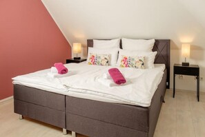 2 Schlafzimmer, Bügeleisen/Bügelbrett, Reisekinderbett, kostenloses WLAN