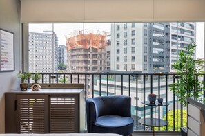 Studio 417 Helbor | Ropa de cama de alta calidad y cortinas opacas