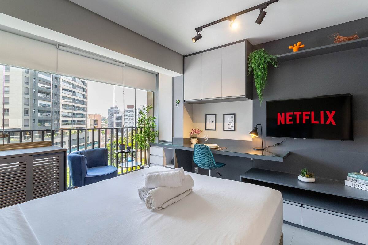 Studio 417 Helbor | เครื่องนอนระดับพรีเมียม, ผ้าม่านกันแสง, เตารีด/โต๊ะรีดผ้า, Wi-Fi ฟรี