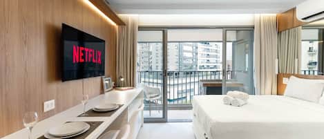 Studio 419 Helbor | 1 多间卧室、高档床上用品、遮光窗帘、熨斗/熨衣板