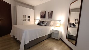 2 habitaciones, tabla de planchar con plancha, wifi y ropa de cama 