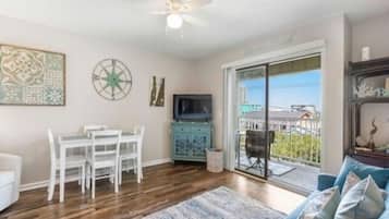 Villa, 1 Bedroom | Living area
