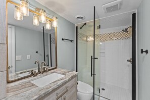 Condo, 3 habitaciones | Baño | Toallas 