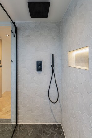 Towels, soap, toilet paper