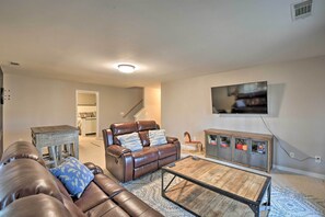 House (3 Bedrooms) | Interior - Family-friendly Lake Lanier Escape on 2 + Acres! (Gainesville)