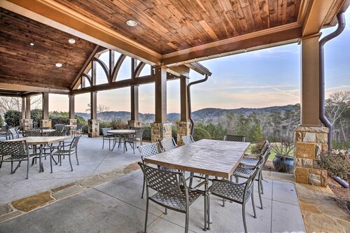 1/2 Mi to Marina: Lake Arrowhead Condo!