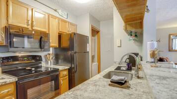 Apartment (1 Bedroom) | Interior