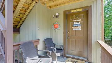 Apartment (1 Bedroom) | Interior