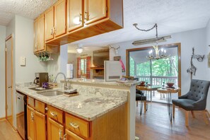 Apartment (1 Bedroom) | Interior