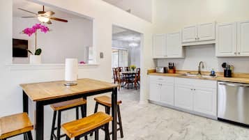 Maison (3 Bedrooms) | Intérieur