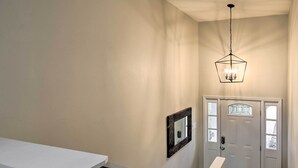 Unclassified image, 3 of 37, button - Spacious Augusta House ~ 1 Mi to Masters Golf Club (Augusta)