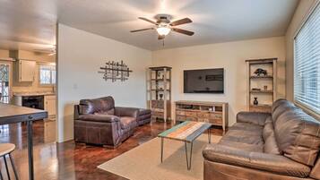 House (2 Bedrooms) | Front of property