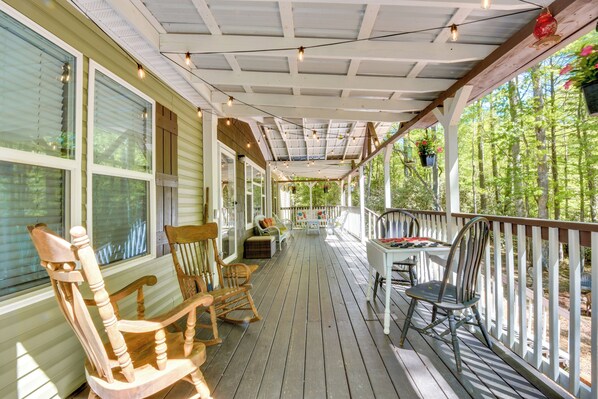 المنشأة من الداخل