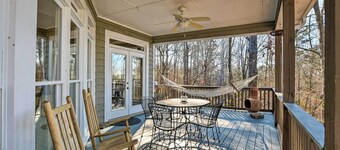 Lavonia Lake House w/ Private Dock & Bonfire!