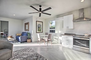 House (1 Bedroom) | Interior