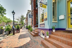 Apartment (1 Bedroom) | Interior - Charming Alexandria Vacation Rental in Old Town! (Alexandria)