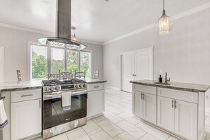 House (3 Bedrooms) | Interior - Single-story Home ~ 7 Mi to Old Towne Conyers! (Conyers)