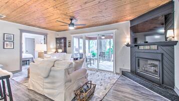 Cottage (2 Bedrooms) | Interior