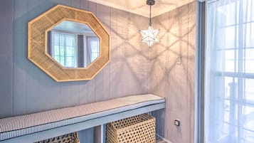 Cottage (2 Bedrooms) | Interior