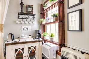 Cottage (4 Bedrooms) | Interior