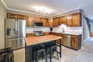 House (2 Bedrooms) | Interior