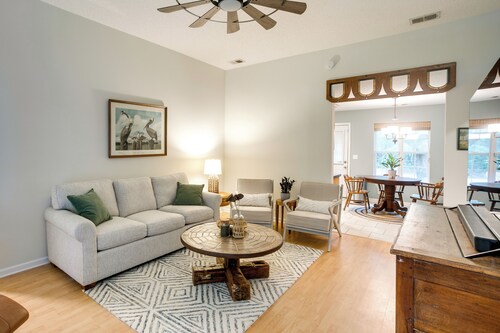 Pet-friendly Darien Vacation Rental w/ Patio!