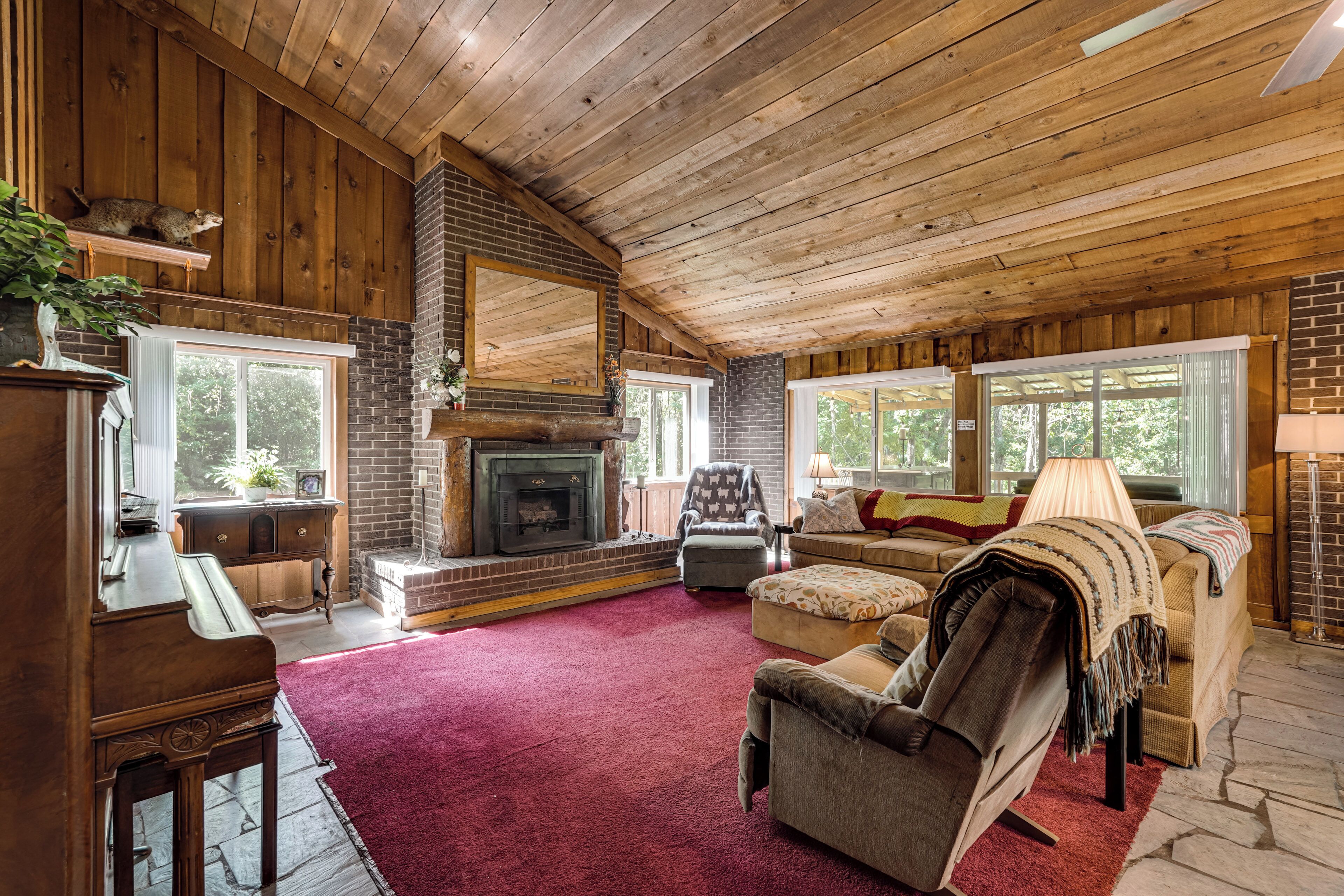 House (3 Bedrooms) | Interior