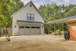 Front of property - Cozy Covington Studio Rental Near Historic Square! (Covington)