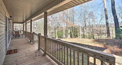 Blairsville Home w/ Deck & Stunning Mountain Views