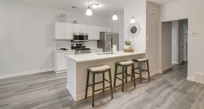 Sunny Memphis Home ~ 2 Mi to Beale Street!