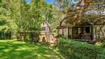 Rumah (4 Bedrooms) | Interior