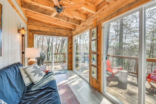 Classy Clayton Home w/ Views < 1 Mi to Downtown!