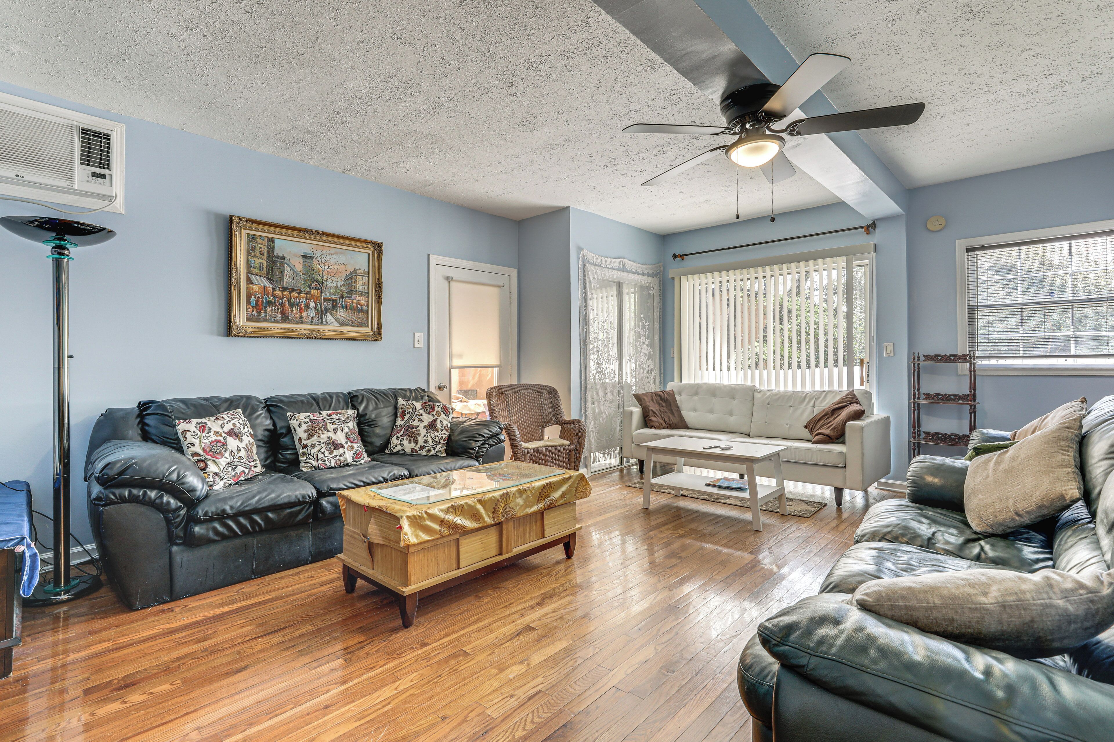 House (Multiple Bedrooms) | Interior