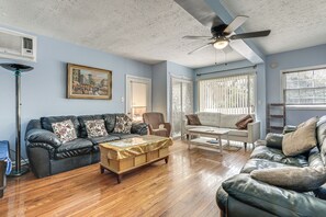 House (Multiple Bedrooms) | Interior