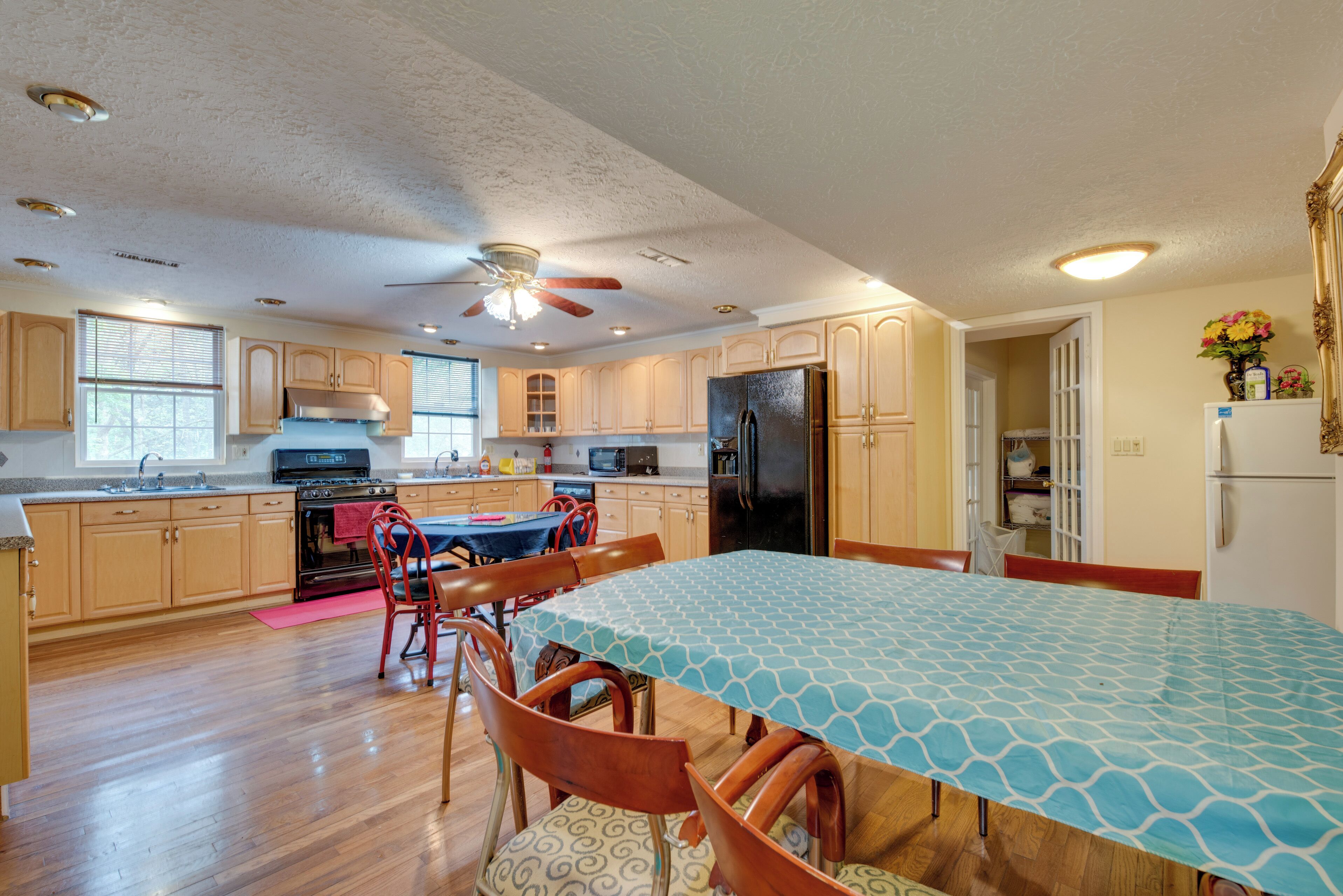 House (Multiple Bedrooms) | Interior