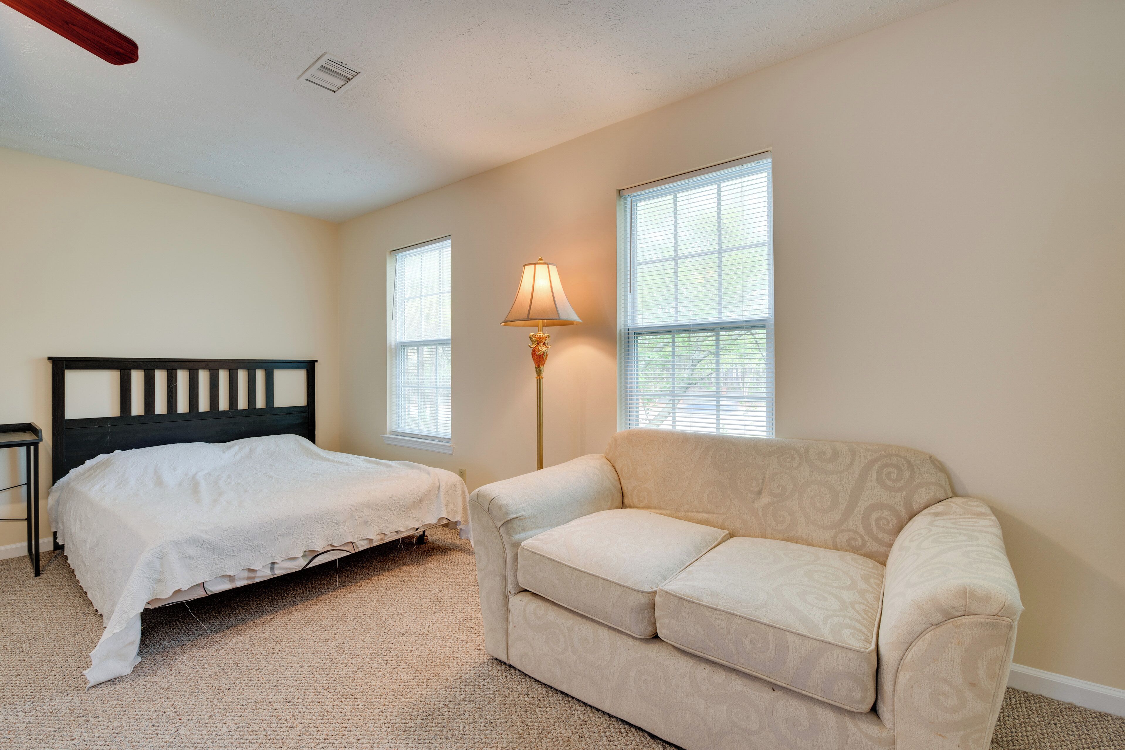 House (Multiple Bedrooms) | Interior