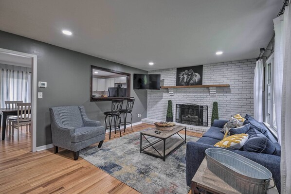 House (4 Bedrooms) | Interior