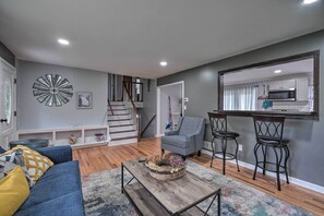 House (4 Bedrooms) | Interior