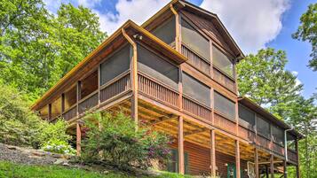 House (3 Bedrooms) | Front of property