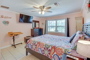 House (2 Bedrooms) | Interior