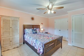 Interior - Kingston Home w/ Shared Pool - 23 Mi to Lakepoint! (Kingston)