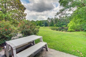 Interior - Kingston Home w/ Shared Pool - 23 Mi to Lakepoint! (Kingston)