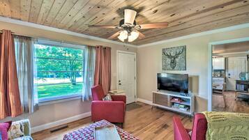 Cottage (2 Bedrooms) | Interior